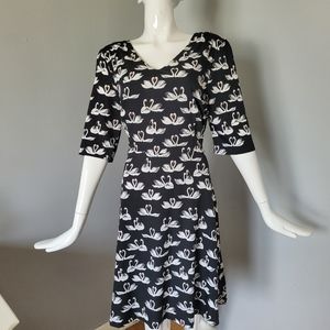 Yumi Modcloth Swan Print Dress, VGUC, Size L